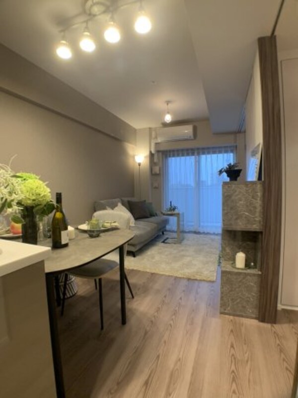 居室(モデルルーム写真)