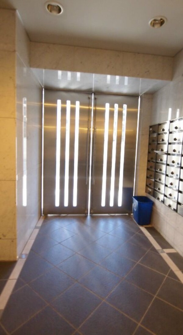 エントランス(家具家電付きセットアップ賃貸)