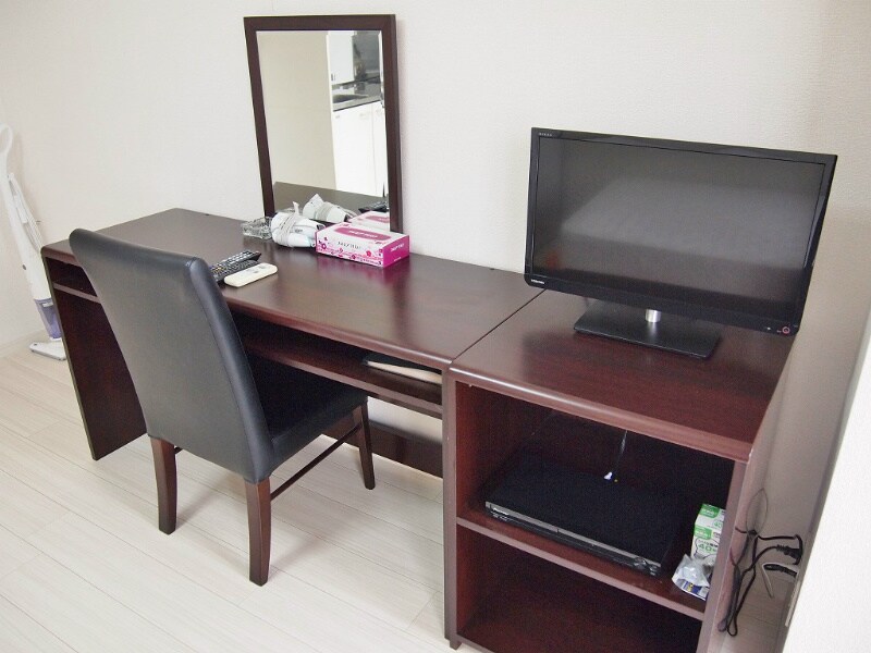 物件内観写真17　(備え付け家具備品（同仕様）)