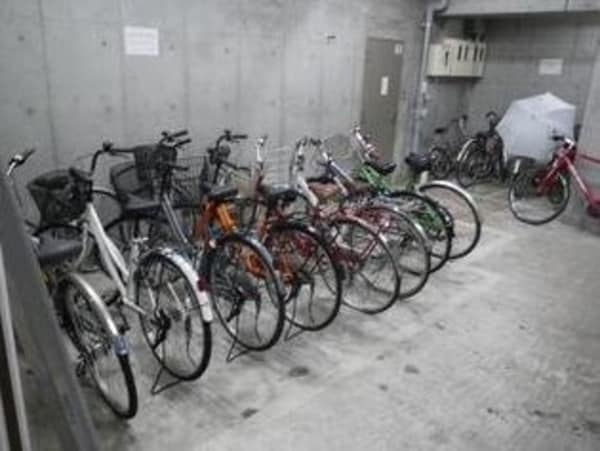 駐車場(駐輪場)