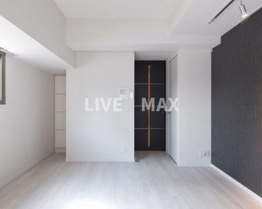 物件内観写真8　(★《見学予約受け付け中》・設備充実分譲賃貸マンション★)