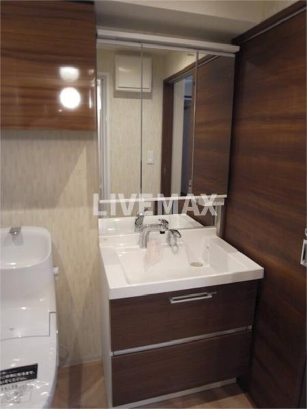 洗面・脱衣所(★《見学予約受け付け中》設備充実のハイグレード賃貸マンション)