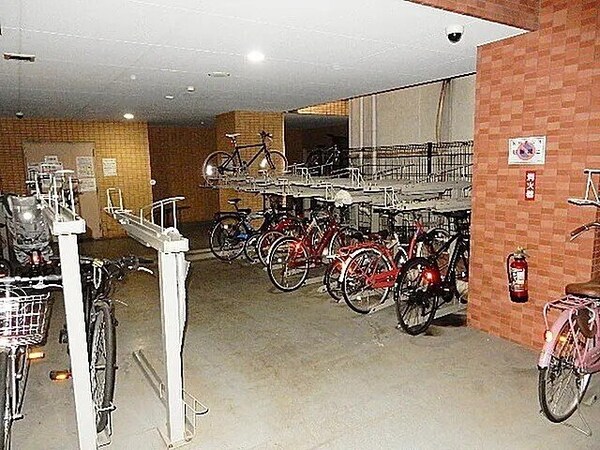 駐車場(駐輪場)