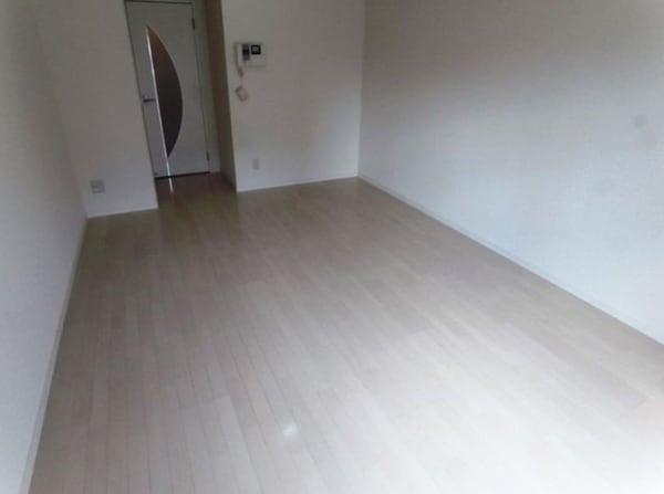 居室(他のお部屋の写真です。)