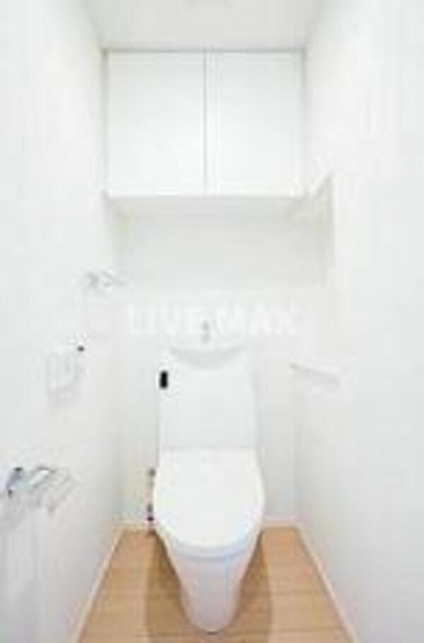 トイレ(別号室参考写真)