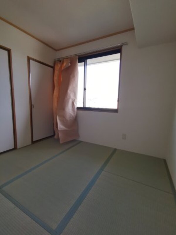 内装他