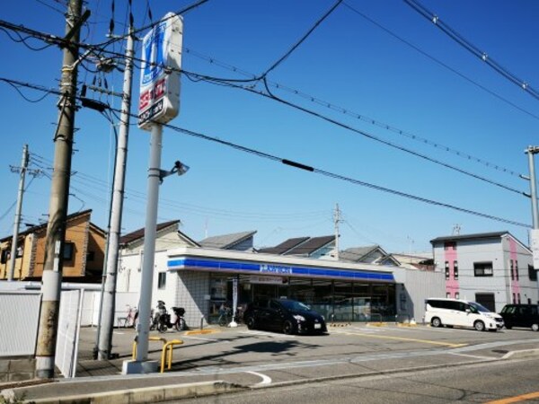 周辺環境(【コンビニエンスストア】ローソン 和泉上町店まで628ｍ)