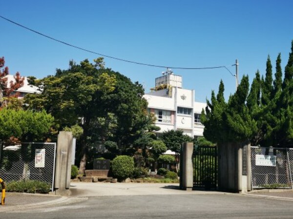 周辺環境(【中学校】和泉市立信太中学校まで1027ｍ)