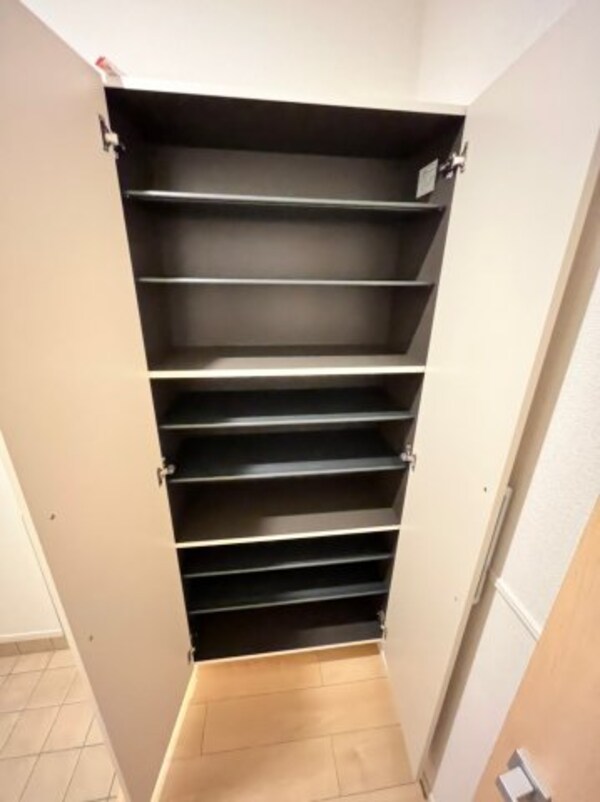 その他(別号室の画像です。ご参考下さい)