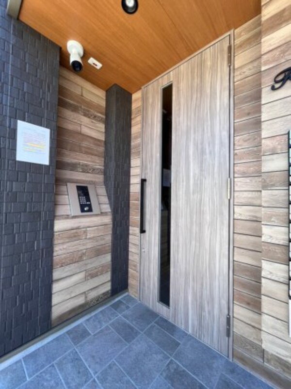 エントランス(建物の内部です)