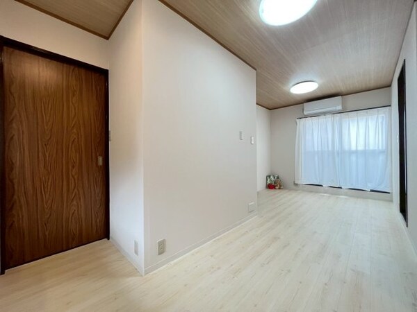 その他(別号室の写真です。ご参考下さい。)