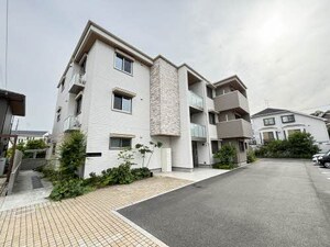 シャーメゾンサカイパークスII外観写真