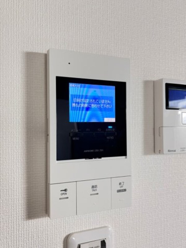 セキュリティ(同物件、別号室の写真です。)