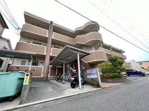 スプルース泉ヶ丘II外観写真