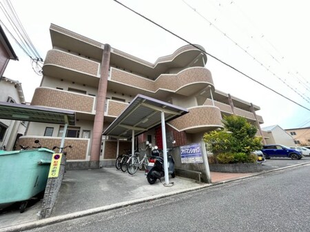 スプルース泉ヶ丘II外観写真