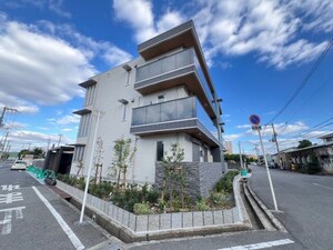 Avancee鳳外観写真