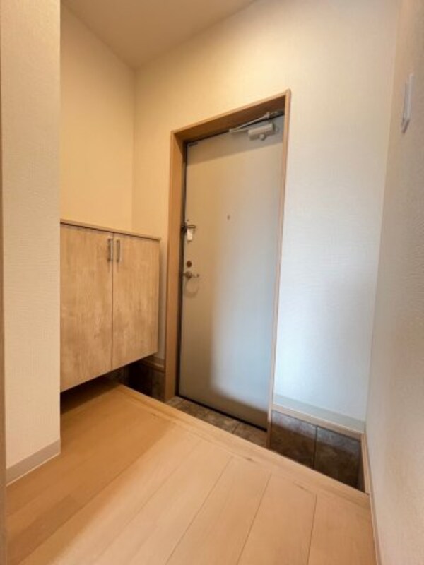 玄関(同施工会社別物件。ご参考下さい。)