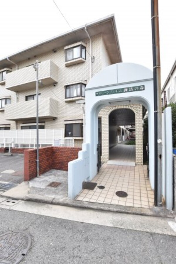 エントランス(建物の内部です)