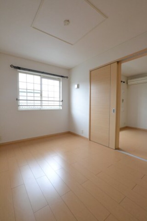 居室(同施工会社別物件。ご参考下さい。)