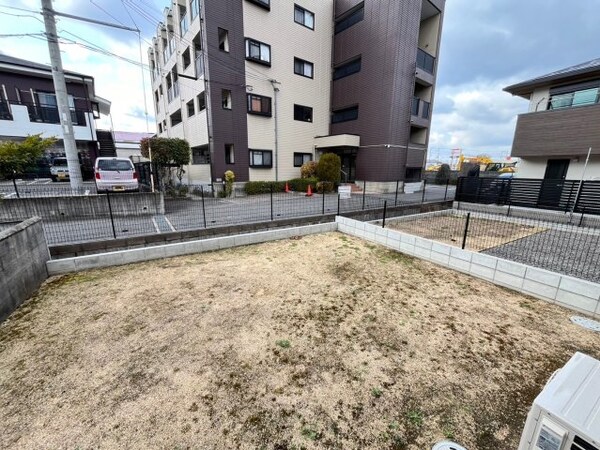 駐車場(新築未完成物件の為、同業者施工ご参考にしてください。)