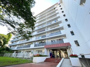 狭山ハウス2号棟外観写真