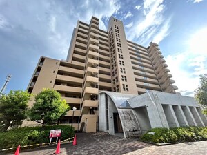 エバーランドシティ新・泉北8番館外観写真