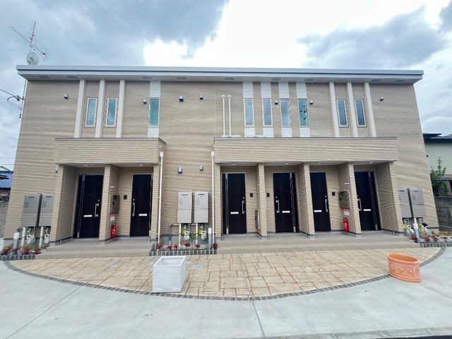 Est Villa