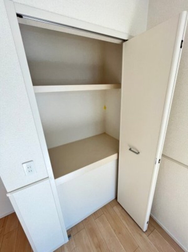 収納(別号室の画像です。ご参考下さい)
