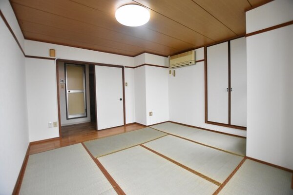 寝室