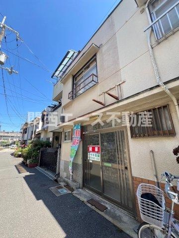 山城町3丁目貸家の物件外観写真