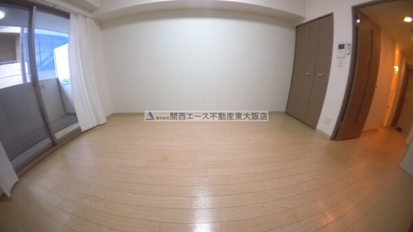 内装他
