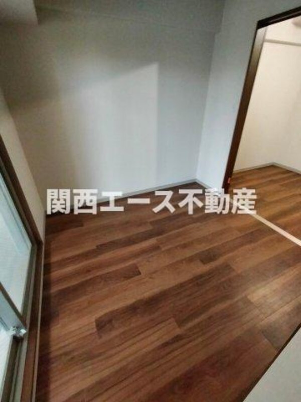 内装他