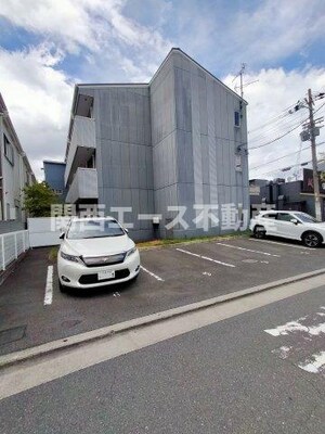 ヴィラ萱振外観写真