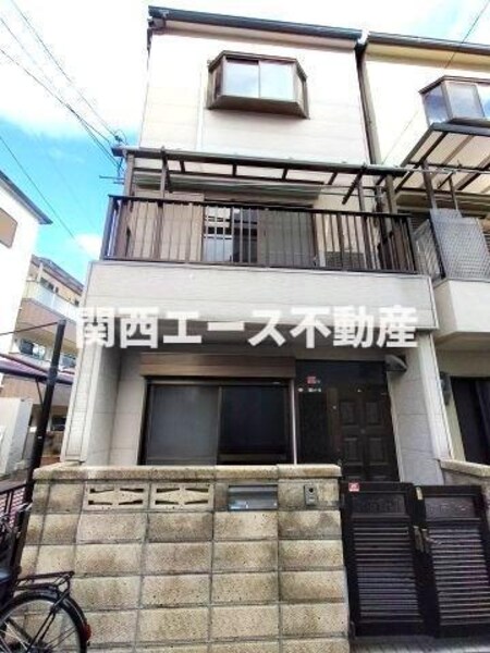 南荘町貸家外観写真