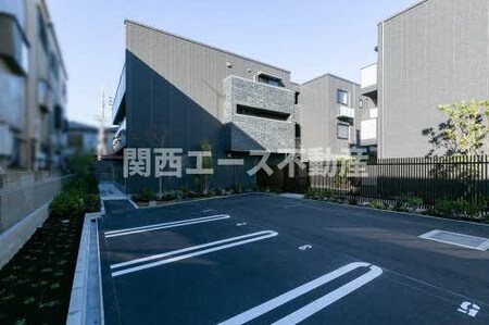 シャーメゾン中鴻池ⅡA棟外観写真