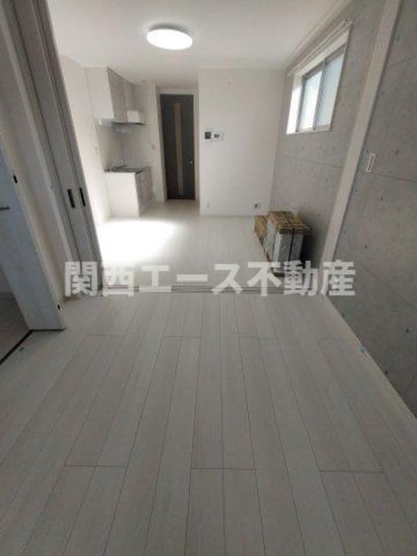 内装他