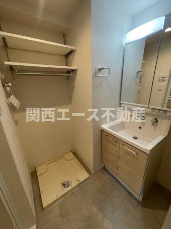 独立洗面台