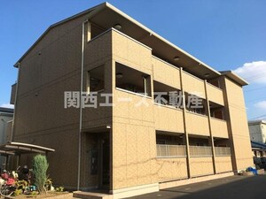 レフィナードカルチェC棟外観写真