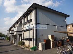 パナハイツなかがわ外観写真