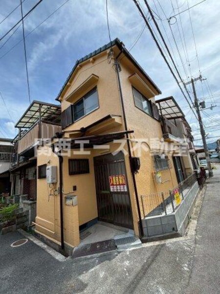 稲葉３丁目貸家外観写真