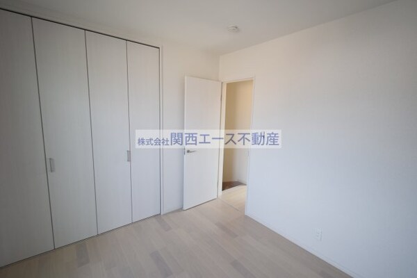 内装他