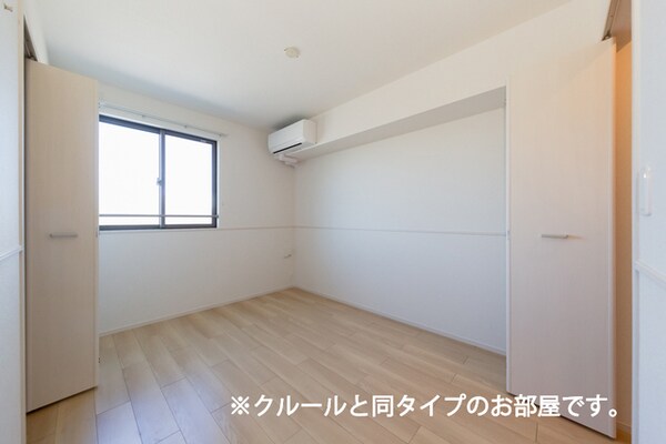 寝室(同一商品)