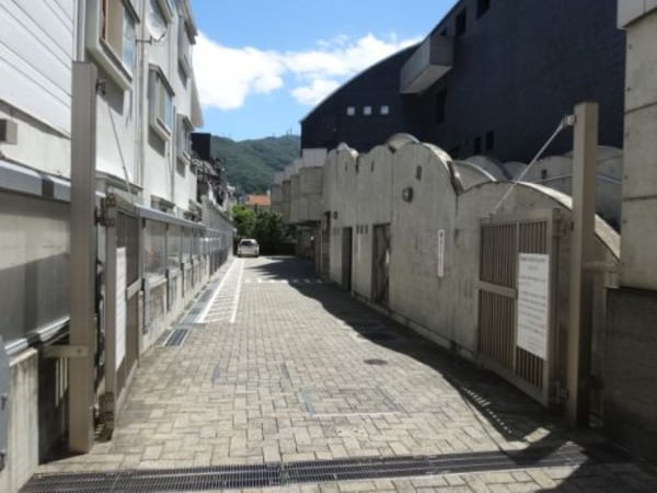周辺環境(日下リージョンセンター 784m)