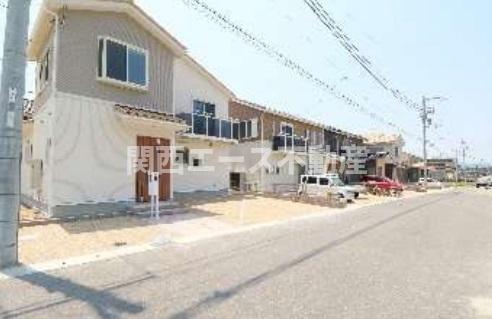 太秦元町貸家