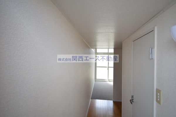 内装他