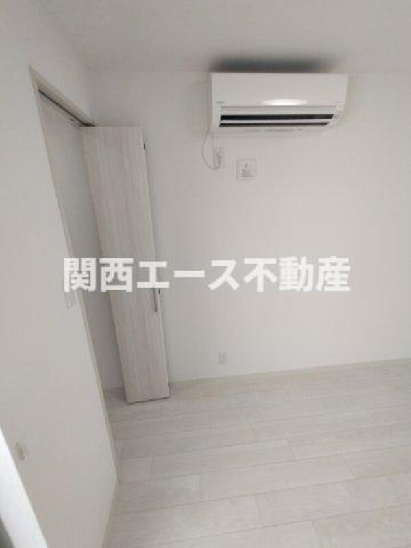 内装他
