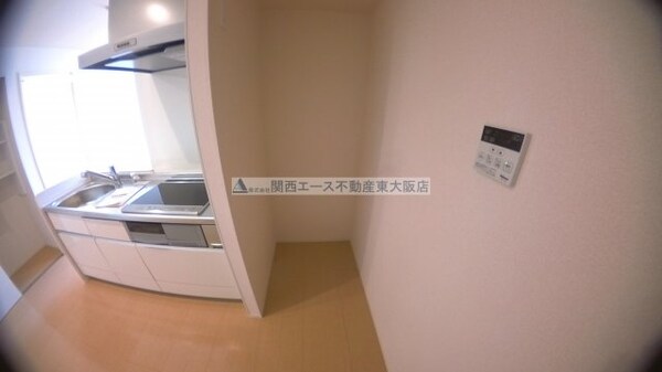 内装他