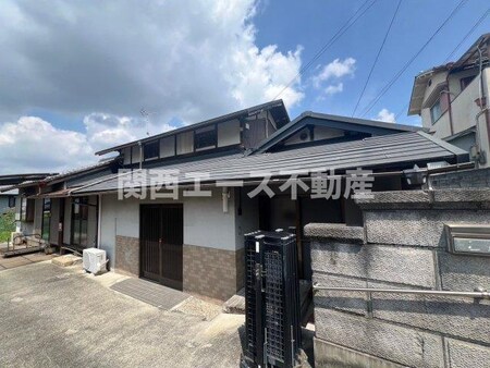 上六万寺町貸家外観写真