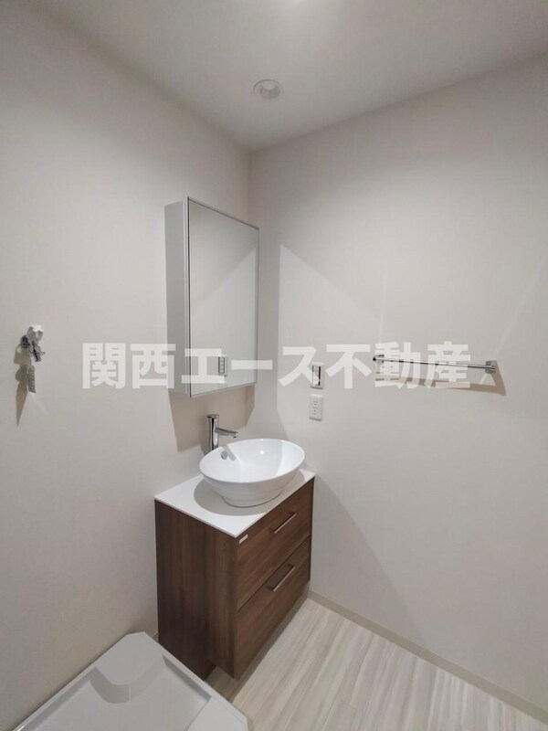 独立洗面台