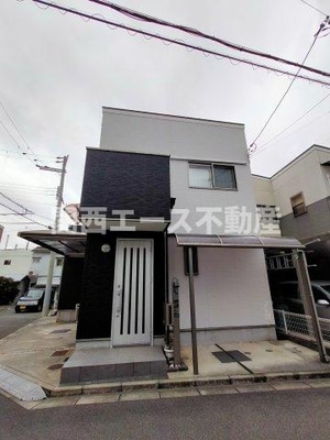 岸田堂南町貸家外観写真